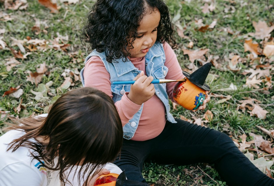 Decorate Pumpkins
